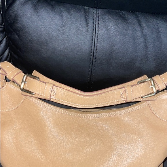 Dooney & Bourke Hobo Saaffiano Tan Leather Women's Bag 16”W x 11”H - Picture 3 of 12